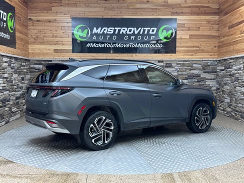 Certified 2025 Hyundai Tucson Limited AWD/4WD image 14