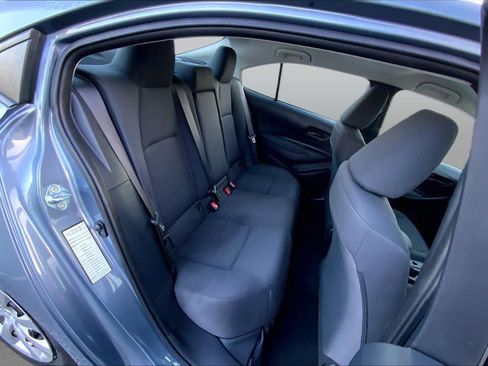Used 2025 Toyota Corolla LE FWD image 17