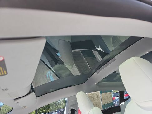 Used 2024 Tesla Model 3 Long Range RWD image 35