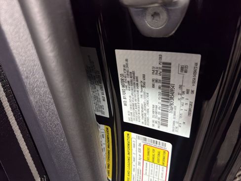 Used 2024 Ford Mustang GT Premium image 28