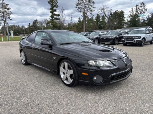 Used 2006 Pontiac GTO RWD image 1