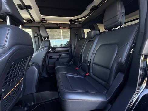 Used 2024 Ford Bronco Badlands AWD/4WD image 23