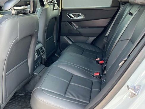 New 2026 Land Rover Range Rover Velar Dynamic SE image 22