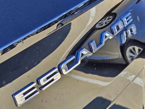 New 2025 Cadillac Escalade IQ Luxury 2 image 10