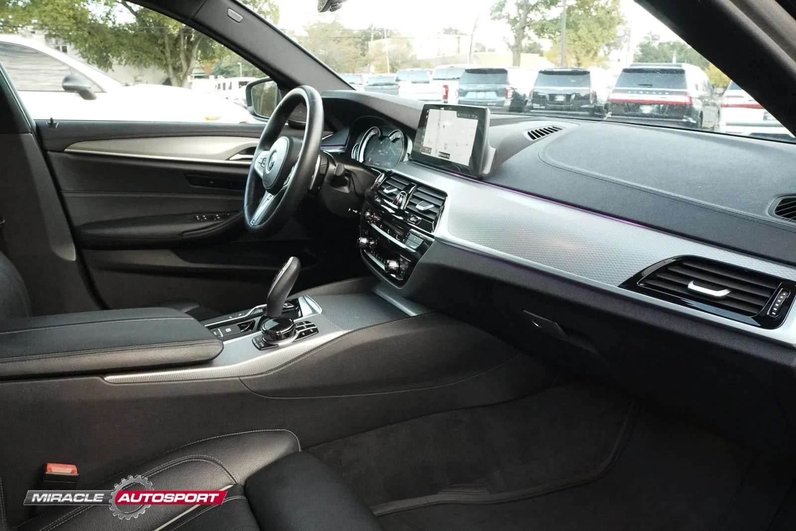Used 2018 BMW M550i xDrive AWD/4WD image 35