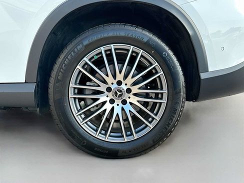 Used 2026 Mercedes-Benz GLC 300 4MATIC image 31