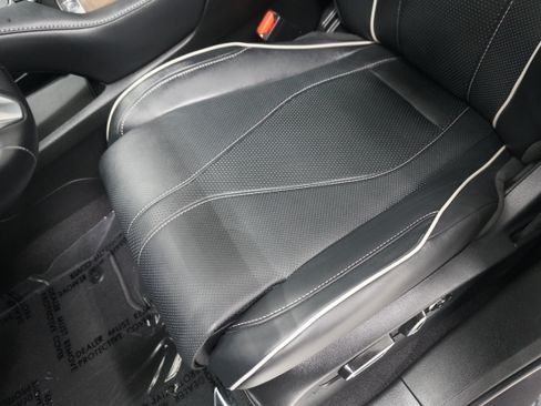 Used 2019 Acura RDX w/ Advance Package AWD/4WD image 11