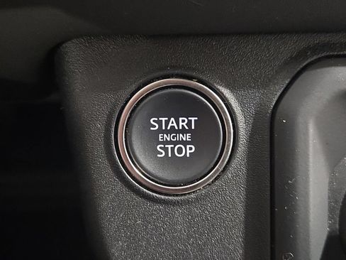 Used 2025 Land Rover Defender 110 S AWD/4WD image 17