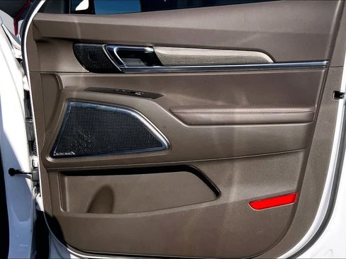 Used 2021 Kia Telluride SX w/ Towing Package FWD image 23