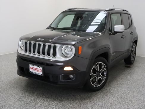 Used 2016 Jeep Renegade Limited FWD image 2