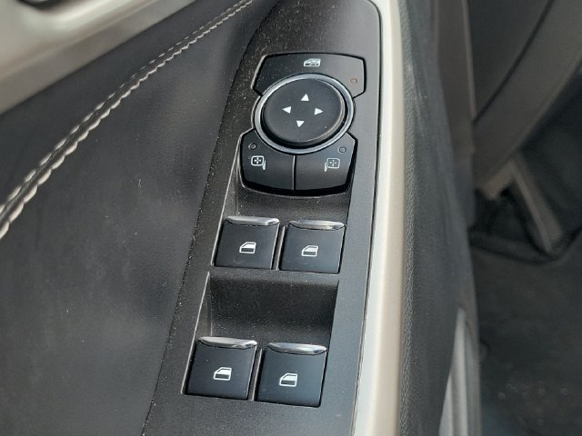 Used 2023 Ford Explorer XLT RWD image 16