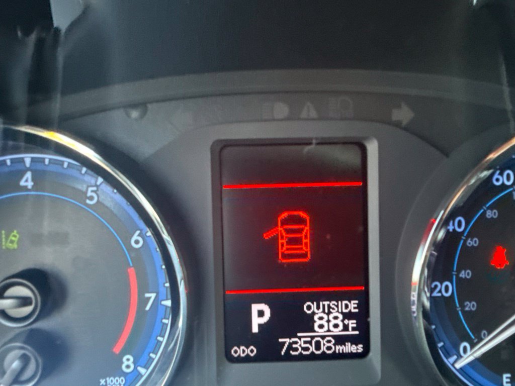 Used 2019 Toyota Corolla LE FWD image 9