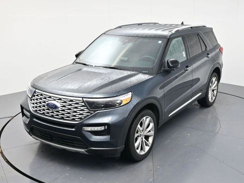 Used 2023 Ford Explorer Platinum w/ Technology Package AWD/4WD image 33