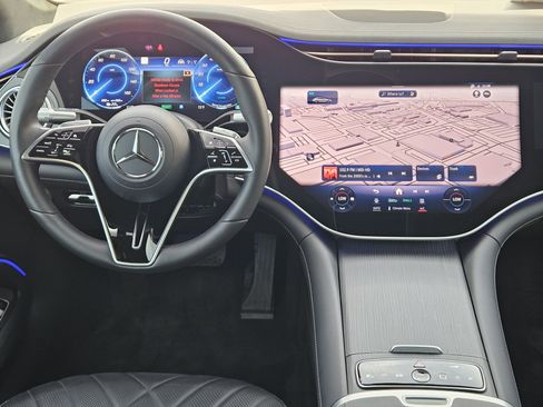 Used 2023 Mercedes-Benz EQS 580 4MATIC Sedan image 27