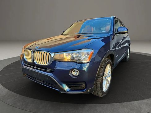 Used 2017 BMW X3 xDrive28i image 2