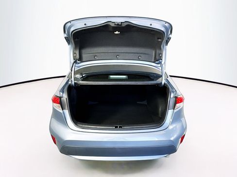 Used 2022 Toyota Corolla LE image 28