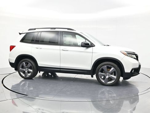 Used 2020 Honda Passport Touring image 4