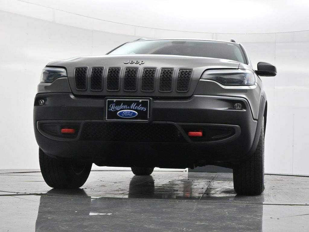 Used 2019 Jeep Cherokee Trailhawk w/ Cold Weather Group AWD/4WD image 43