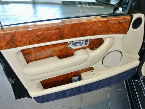 Used 2003 Bentley Arnage R RWD image 14