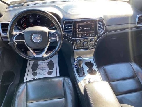 Used 2022 Jeep Grand Cherokee Limited image 27