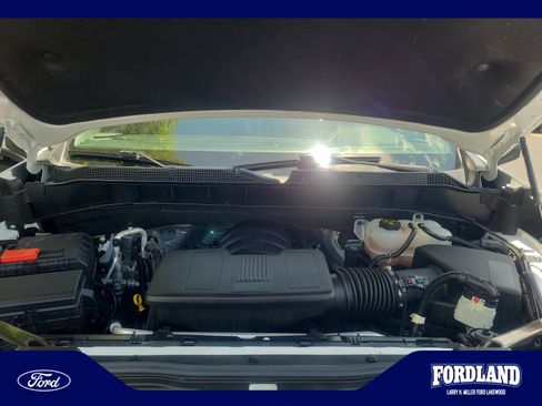 Used 2023 Chevrolet Silverado 1500 LT AWD/4WD image 21