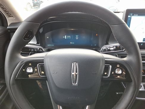 Certified 2024 Lincoln Corsair AWD w/ Equipment Group 101A image 19