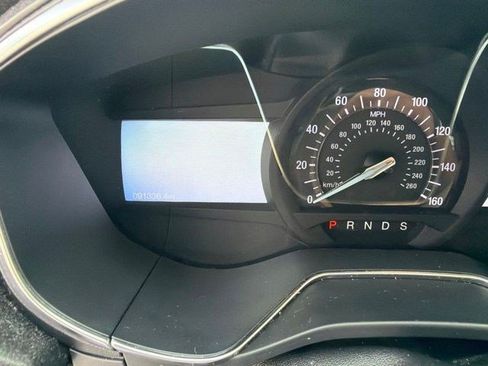 Used 2017 Ford Fusion Titanium FWD image 14