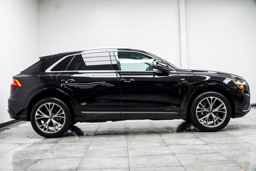 Used 2023 Audi Q8 Premium Plus AWD/4WD image 10
