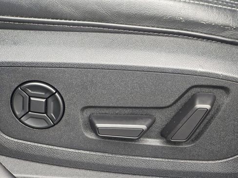 Used 2021 Audi e-tron Premium Plus w/ Premium Plus Package AWD/4WD image 26
