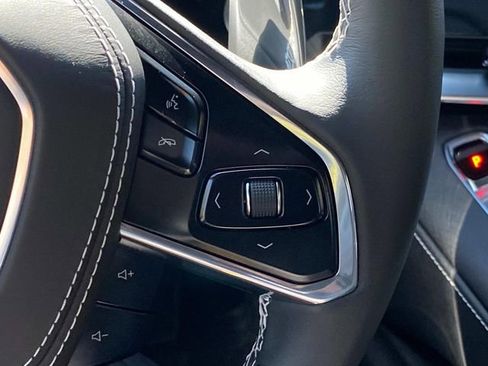 Used 2025 Chevrolet Corvette Stingray w/ Z51 Performance Package image 18