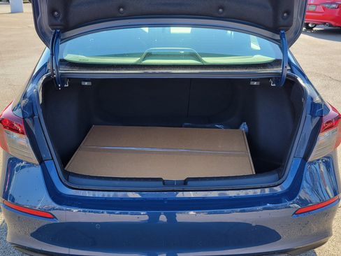 Used 2025 Honda Civic Sport Touring image 8