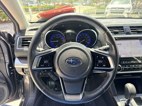 Used 2019 Subaru Outback 3.6R Limited AWD/4WD image 14