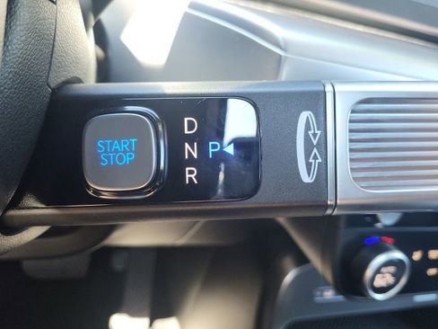 New 2026 Hyundai Ioniq 9 SE image 21