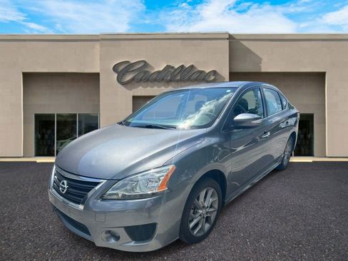 Used 2015 Nissan Sentra SR w/ SR Premium Package image 7
