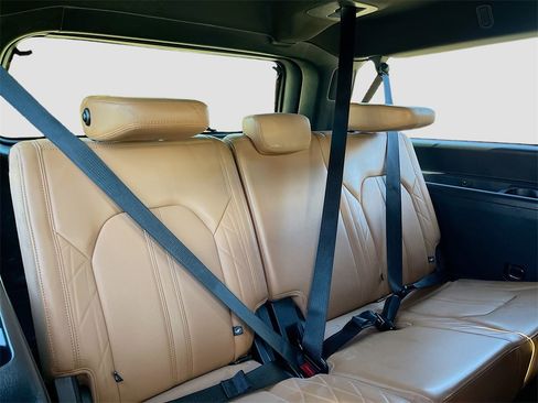 Used 2022 Ford Expedition Max Platinum image 30