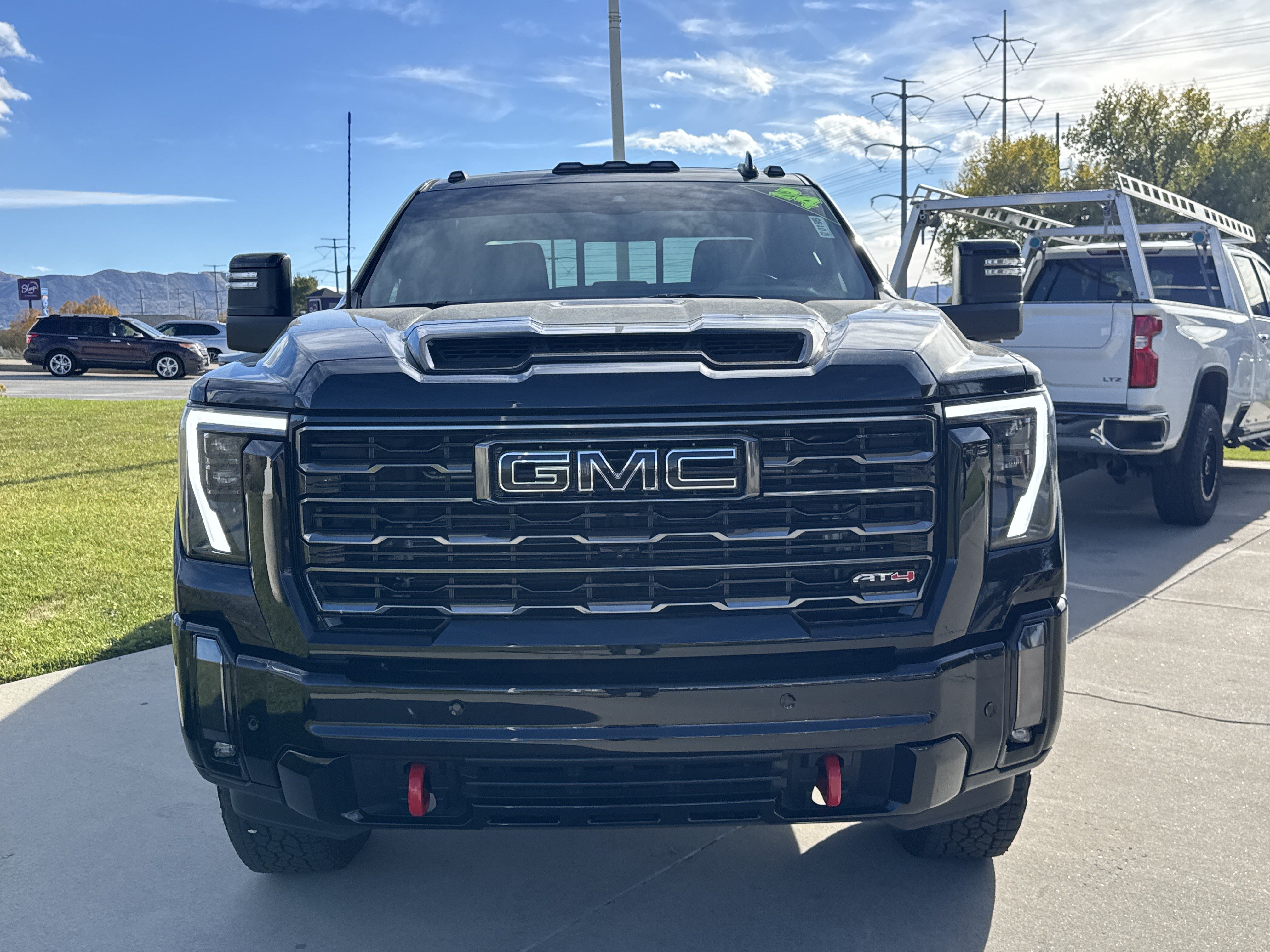 Certified 2024 GMC Sierra 3500 AT4 w/ AT4 Premium Plus Package AWD/4WD image 9