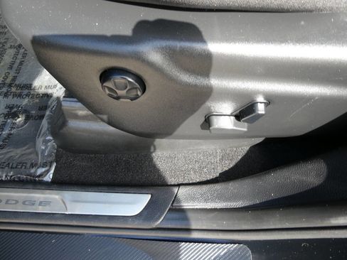 Used 2021 Dodge Durango R/T image 23