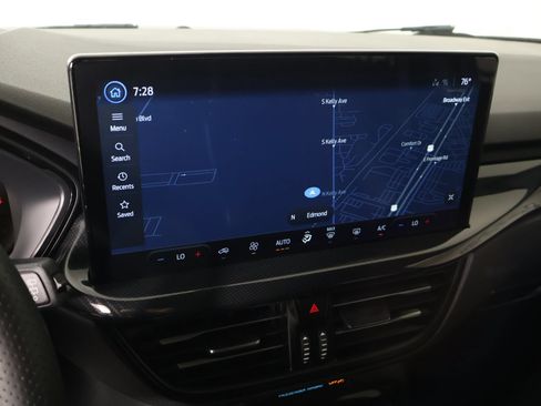 Used 2023 Ford Escape ST-Line w/ Tech Pack #1 FWD image 7