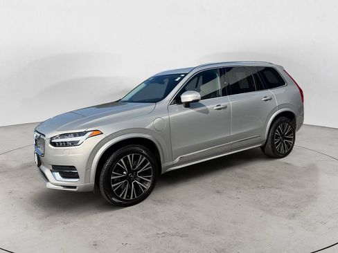 Certified 2023 Volvo XC90 T8 Plus AWD/4WD image 2