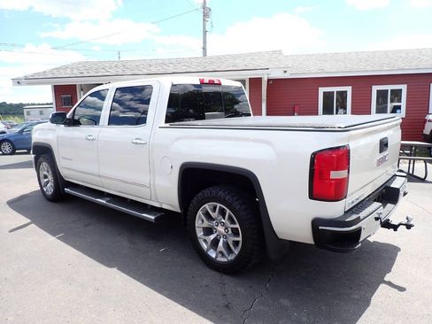 Used 2015 GMC Sierra 1500 SLT w/ SLT Crew Cab Value Package AWD/4WD image 4