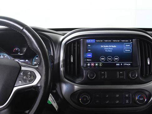 Used 2021 Chevrolet Colorado LT w/ LT Convenience Package image 16