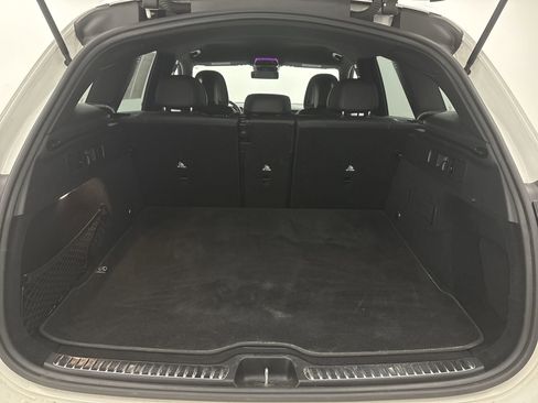 Used 2024 Mercedes-Benz GLC 300 4MATIC image 20