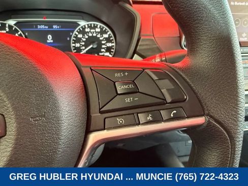 Used 2025 Nissan Altima 2.5 SV AWD/4WD image 15
