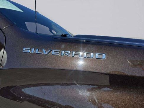 Used 2020 Chevrolet Silverado 1500 LTZ w/ LTZ Plus Package AWD/4WD image 10