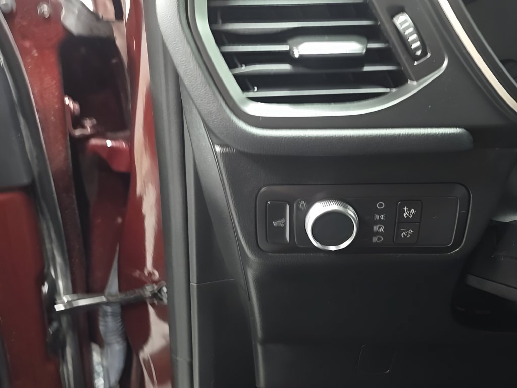 Used 2021 Ford Escape SE w/ Convenience Package AWD/4WD image 13