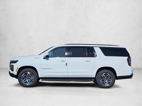New 2026 Chevrolet Suburban Z71 w/ Comfort Package AWD/4WD image 11