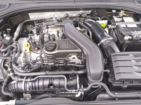Used 2024 Volkswagen Jetta SE FWD image 25
