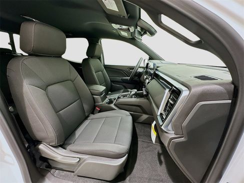 New 2026 GMC Canyon Elevation w/ Convenience Package image 29