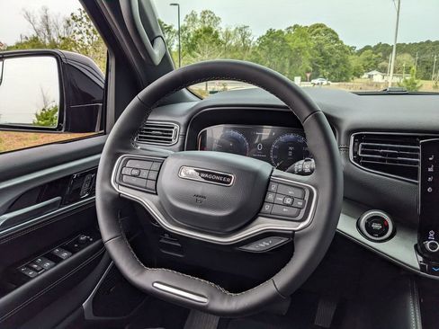 New 2026 Jeep Grand Wagoneer 4WD w/ Premium Group I image 26
