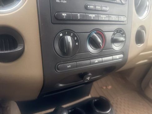 Used 2005 Ford F150 STX image 35